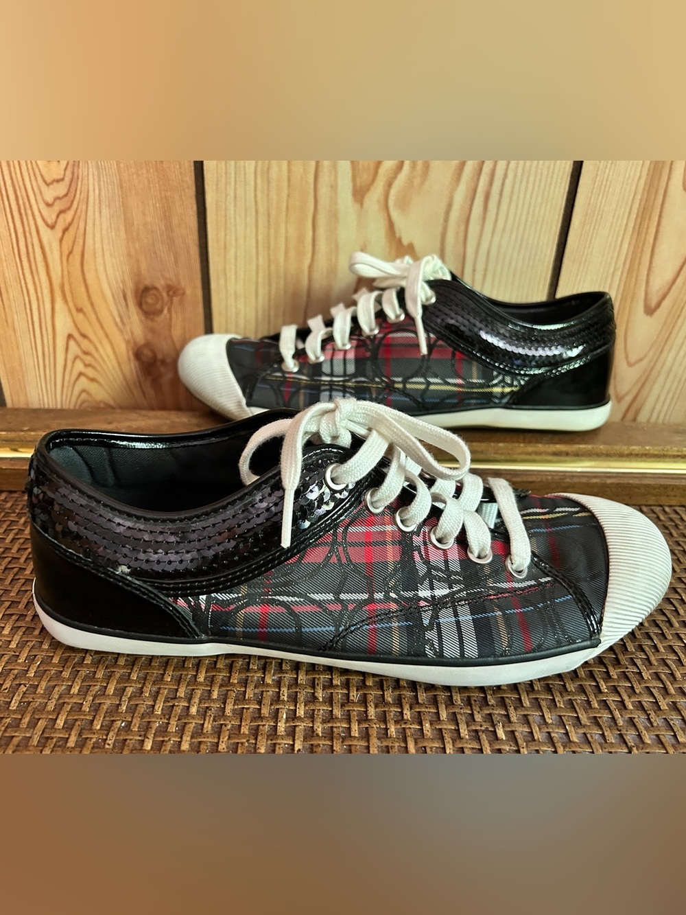 Coach Zorra Women's Size 9 Plaid Low Top Snickers Laces Up Multicolor Shoes EUC